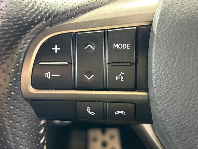 ＲＸ ＲＸ４５０ｈ　Ｆスポーツ　サンルーフ　純正１２．３インチナビ　全周囲カメラ　１００Ｖ電源　衝突被害軽減システム　レーダークルーズ　禁煙車　電動リアゲート　黒レザーシート　前席シートエアコン　ドラレコ　コーナーセンサー（30枚目）