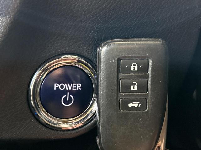 ＲＸ ＲＸ４５０ｈ　Ｆスポーツ　サンルーフ　純正１２．３インチナビ　全周囲カメラ　１００Ｖ電源　衝突被害軽減システム　レーダークルーズ　禁煙車　電動リアゲート　黒レザーシート　前席シートエアコン　ドラレコ　コーナーセンサー（37枚目）