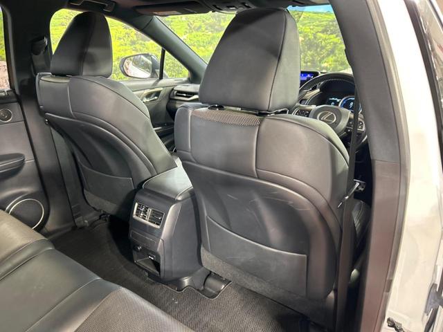 ＲＸ ＲＸ４５０ｈ　Ｆスポーツ　サンルーフ　純正１２．３インチナビ　全周囲カメラ　１００Ｖ電源　衝突被害軽減システム　レーダークルーズ　禁煙車　電動リアゲート　黒レザーシート　前席シートエアコン　ドラレコ　コーナーセンサー（47枚目）