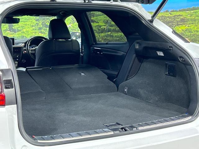 ＲＸ ＲＸ４５０ｈ　Ｆスポーツ　サンルーフ　純正１２．３インチナビ　全周囲カメラ　１００Ｖ電源　衝突被害軽減システム　レーダークルーズ　禁煙車　電動リアゲート　黒レザーシート　前席シートエアコン　ドラレコ　コーナーセンサー（51枚目）
