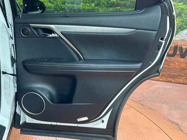 ＲＸ ＲＸ４５０ｈ　Ｆスポーツ　サンルーフ　純正１２．３インチナビ　全周囲カメラ　１００Ｖ電源　衝突被害軽減システム　レーダークルーズ　禁煙車　電動リアゲート　黒レザーシート　前席シートエアコン　ドラレコ　コーナーセンサー（53枚目）