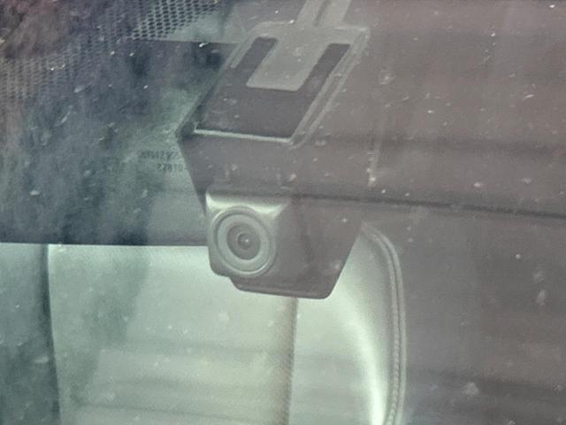 ＲＸ ＲＸ４５０ｈ　Ｆスポーツ　サンルーフ　純正１２．３インチナビ　全周囲カメラ　１００Ｖ電源　衝突被害軽減システム　レーダークルーズ　禁煙車　電動リアゲート　黒レザーシート　前席シートエアコン　ドラレコ　コーナーセンサー（60枚目）