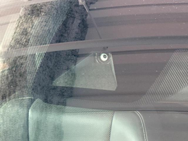 ＲＸ ＲＸ４５０ｈ　Ｆスポーツ　サンルーフ　純正１２．３インチナビ　全周囲カメラ　１００Ｖ電源　衝突被害軽減システム　レーダークルーズ　禁煙車　電動リアゲート　黒レザーシート　前席シートエアコン　ドラレコ　コーナーセンサー（61枚目）