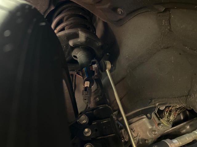 ＲＸ ＲＸ４５０ｈ　Ｆスポーツ　サンルーフ　純正１２．３インチナビ　全周囲カメラ　１００Ｖ電源　衝突被害軽減システム　レーダークルーズ　禁煙車　電動リアゲート　黒レザーシート　前席シートエアコン　ドラレコ　コーナーセンサー（65枚目）