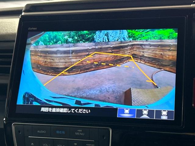 ステップワゴンスパーダ ｅ：ＨＥＶスパーダ　Ｇ・ＥＸ　ホンダセンシング　純正ナビ　バックカメラ　ホンダセンシング　禁煙車　アダプティブクルーズコントロール　ＥＴＣ　ドライブレコーダー　両側電動スライドドア　ＬＥＤヘッドライト　純正１６インチアルミホイール（4枚目）