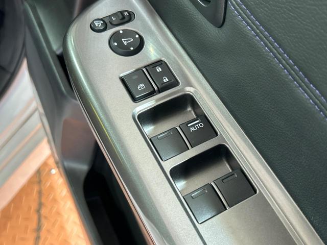 ステップワゴンスパーダ ｅ：ＨＥＶスパーダ　Ｇ・ＥＸ　ホンダセンシング　純正ナビ　バックカメラ　ホンダセンシング　禁煙車　アダプティブクルーズコントロール　ＥＴＣ　ドライブレコーダー　両側電動スライドドア　ＬＥＤヘッドライト　純正１６インチアルミホイール（27枚目）