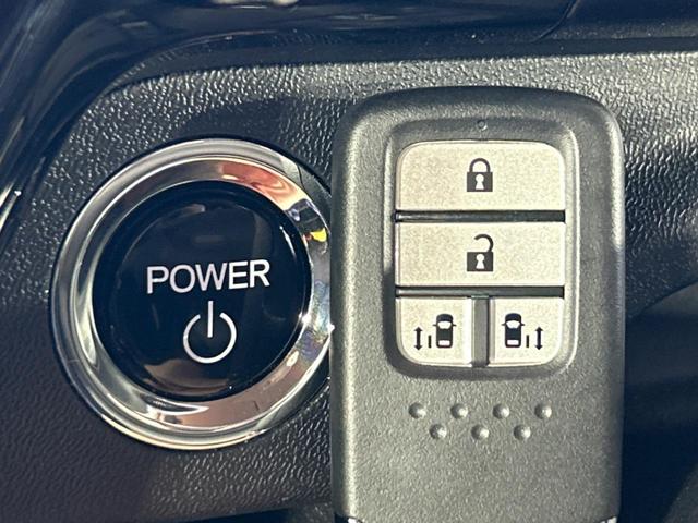 ステップワゴンスパーダ ｅ：ＨＥＶスパーダ　Ｇ・ＥＸ　ホンダセンシング　純正ナビ　バックカメラ　ホンダセンシング　禁煙車　アダプティブクルーズコントロール　ＥＴＣ　ドライブレコーダー　両側電動スライドドア　ＬＥＤヘッドライト　純正１６インチアルミホイール（50枚目）