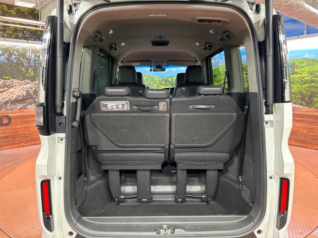 ステップワゴンスパーダ ｅ：ＨＥＶスパーダ　Ｇ・ＥＸ　ホンダセンシング　純正ナビ　バックカメラ　ホンダセンシング　禁煙車　アダプティブクルーズコントロール　ＥＴＣ　ドライブレコーダー　両側電動スライドドア　ＬＥＤヘッドライト　純正１６インチアルミホイール（57枚目）