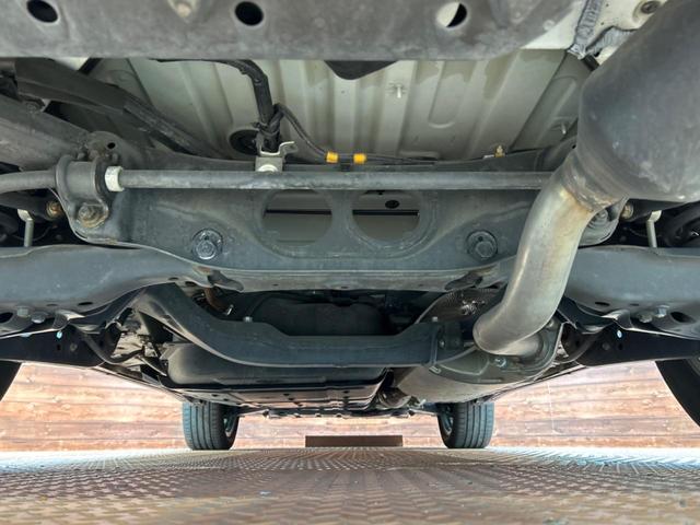 ＲＸ ＲＸ４５０ｈ　バージョンＬ　サンルーフ　純正ＳＤナビ　バックカメラ　１００Ｖ電源　禁煙車　電動リアゲート　レザーシート　前席シートエアコン　コーナーセンサー　スマートキー　ＬＥＤヘッド　ビルトインＥＴＣ　クルコン（19枚目）