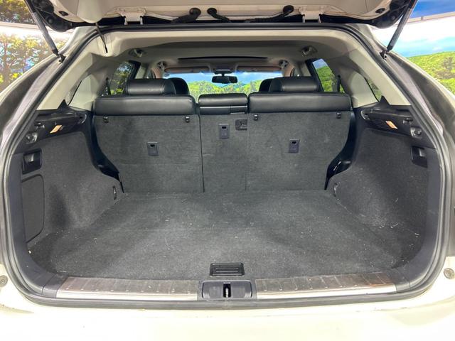 ＲＸ ＲＸ４５０ｈ　バージョンＬ　サンルーフ　純正ＳＤナビ　バックカメラ　１００Ｖ電源　禁煙車　電動リアゲート　レザーシート　前席シートエアコン　コーナーセンサー　スマートキー　ＬＥＤヘッド　ビルトインＥＴＣ　クルコン（43枚目）