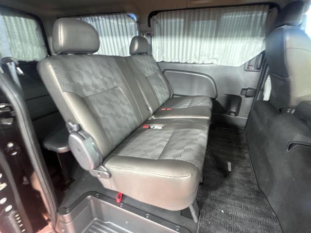 キャラバン ロンググランドプレミアムＧＸ　４ＷＤ　ディーゼル仕様　純正ナビ　全周囲カメラ　デジタルインナーミラー　ドラレコ　ｂｌｕｅｔｏｏｔｈ接続　ＬＥＤヘッド　スマートキー　ＥＴＣ　ハーフレザーシート　フルセグＴＶ　オートエアコン（9枚目）