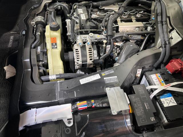 キャラバン ロンググランドプレミアムＧＸ　４ＷＤ　ディーゼル仕様　純正ナビ　全周囲カメラ　デジタルインナーミラー　ドラレコ　ｂｌｕｅｔｏｏｔｈ接続　ＬＥＤヘッド　スマートキー　ＥＴＣ　ハーフレザーシート　フルセグＴＶ　オートエアコン（18枚目）