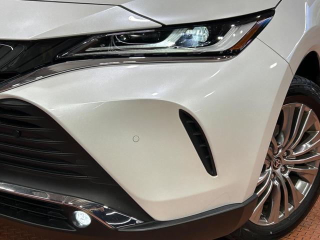 ハリアー Ｚ　禁煙車　純正１２型ナビ　全周囲カメラ　ＪＢＬサウンド　衝突被害軽減システム　レーダークルーズ　電動リアゲート　ハーフレザーシート　パワーシート　ドラレコ　コーナーセンサー　スマートキー　ＬＥＤヘッド（12枚目）