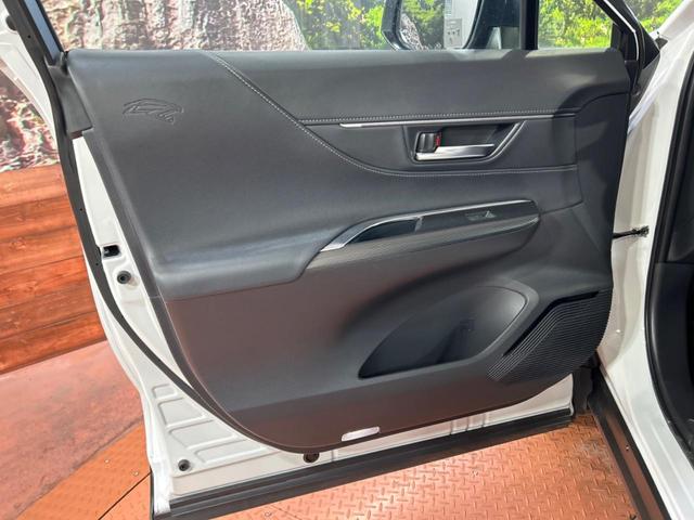 ハリアー Ｚ　禁煙車　純正１２型ナビ　全周囲カメラ　ＪＢＬサウンド　衝突被害軽減システム　レーダークルーズ　電動リアゲート　ハーフレザーシート　パワーシート　ドラレコ　コーナーセンサー　スマートキー　ＬＥＤヘッド（55枚目）