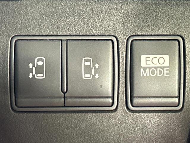 セレナ ハイウェイスター Vセレクション 禁煙車 両側電動スライドドア SDナビ 後席モニター バックカメラ スマートキー HIDヘッド ETC クルコン 純正16インチアルミ オートライト オートエアコン CD DVD再生 フルセグ(6枚目)