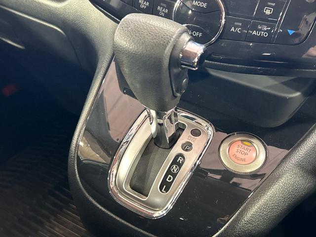 セレナ ハイウェイスター Vセレクション 禁煙車 両側電動スライドドア SDナビ 後席モニター バックカメラ スマートキー HIDヘッド ETC クルコン 純正16インチアルミ オートライト オートエアコン CD DVD再生 フルセグ(32枚目)