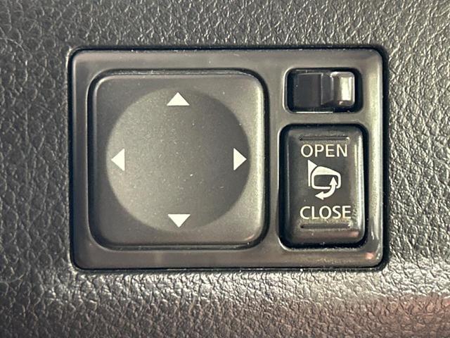 セレナ ハイウェイスター Vセレクション 禁煙車 両側電動スライドドア SDナビ 後席モニター バックカメラ スマートキー HIDヘッド ETC クルコン 純正16インチアルミ オートライト オートエアコン CD DVD再生 フルセグ(38枚目)