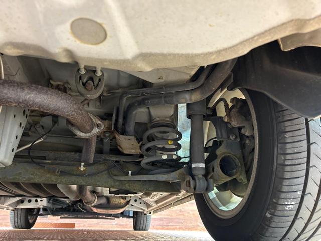 セレナ ハイウェイスター Vセレクション 禁煙車 両側電動スライドドア SDナビ 後席モニター バックカメラ スマートキー HIDヘッド ETC クルコン 純正16インチアルミ オートライト オートエアコン CD DVD再生 フルセグ(51枚目)