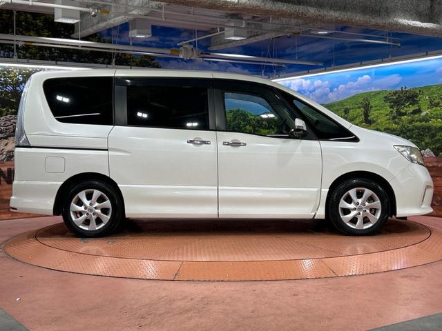 セレナ ハイウェイスター Vセレクション 禁煙車 両側電動スライドドア SDナビ 後席モニター バックカメラ スマートキー HIDヘッド ETC クルコン 純正16インチアルミ オートライト オートエアコン CD DVD再生 フルセグ(54枚目)