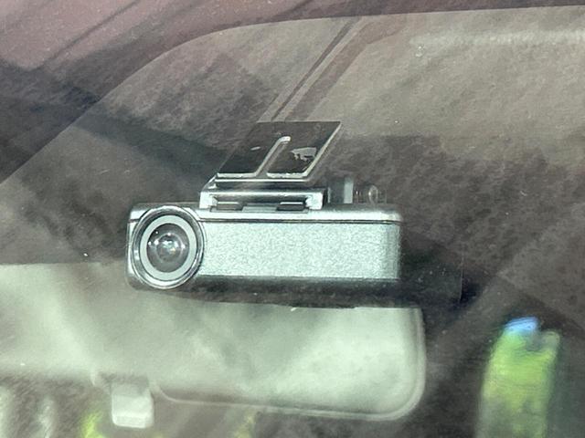 ソリオバンディット ハイブリッドMV 禁煙車 純正9型ナビ 両側電動スライドドア 全周囲カメラ 衝突被害軽減システム レーダークルーズ ドラレコ コーナーセンサー スマートキー LEDヘッド 純正15インチアルミ 車線逸脱警報(25枚目)