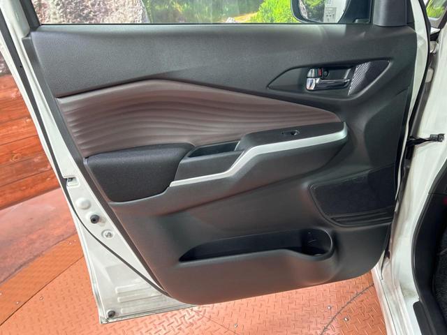 ソリオバンディット ハイブリッドMV 禁煙車 純正9型ナビ 両側電動スライドドア 全周囲カメラ 衝突被害軽減システム レーダークルーズ ドラレコ コーナーセンサー スマートキー LEDヘッド 純正15インチアルミ 車線逸脱警報(45枚目)