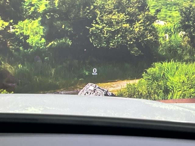 ＣＸ－６０ ＸＤ　Ｌパッケージ　禁煙車　４ＷＤ　ディーゼル（軽油）　純正１２型ナビ　全周囲カメラ　衝突被害軽減システム　レーダークルーズ　電動リアゲート　レザーシート　全席シートヒーター　ドラレコ　コーナーセンサー　スマートキー（6枚目）