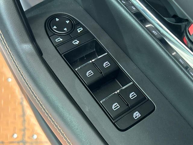 ＣＸ－６０ ＸＤ　Ｌパッケージ　禁煙車　４ＷＤ　ディーゼル（軽油）　純正１２型ナビ　全周囲カメラ　衝突被害軽減システム　レーダークルーズ　電動リアゲート　レザーシート　全席シートヒーター　ドラレコ　コーナーセンサー　スマートキー（52枚目）