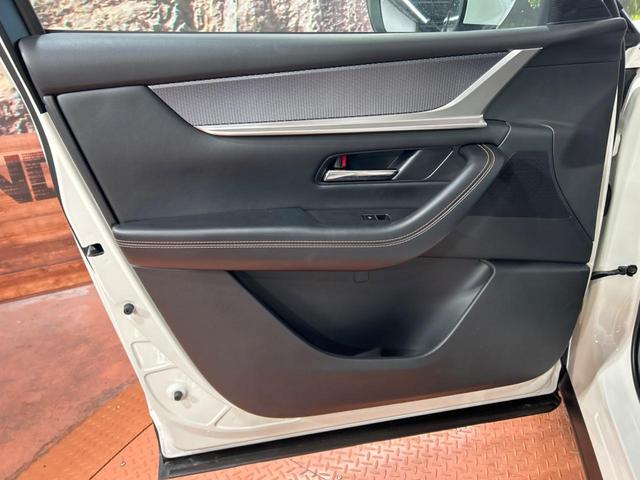 ＣＸ－６０ ＸＤ　Ｌパッケージ　禁煙車　４ＷＤ　ディーゼル（軽油）　純正１２型ナビ　全周囲カメラ　衝突被害軽減システム　レーダークルーズ　電動リアゲート　レザーシート　全席シートヒーター　ドラレコ　コーナーセンサー　スマートキー（60枚目）