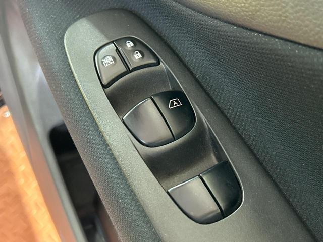 セレナ ハイウェイスター Vセレクション+セーフティ SHV 両側電動ドア 純正SDナビ バックカメラ 衝突被害軽減システム 禁煙車 ドラレコ スマートキー HIDヘッド ビルトインETC クルコン 純正16インチアルミ オートライト オートエアコン(32枚目)