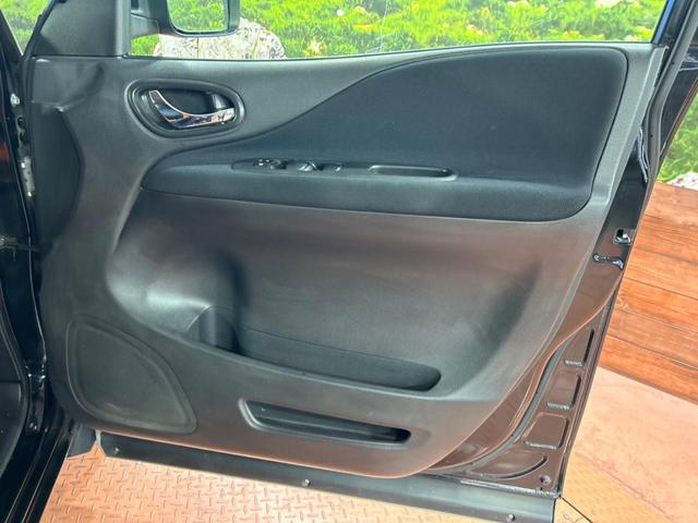 セレナ ハイウェイスター Vセレクション+セーフティ SHV 両側電動ドア 純正SDナビ バックカメラ 衝突被害軽減システム 禁煙車 ドラレコ スマートキー HIDヘッド ビルトインETC クルコン 純正16インチアルミ オートライト オートエアコン(48枚目)