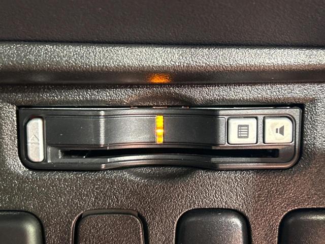 デリカD:5 D パワーパッケージ 両側電動スライドドア 純正SDナビ バックカメラ 100V電源 禁煙車 ドラレコ スマートキー HIDヘッドライト ビルトインETC クルーズコントロール 純正18インチアルミ オートライト(40枚目)