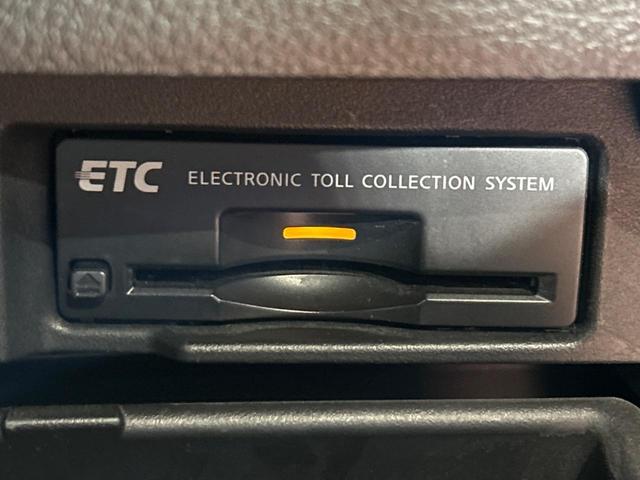 セレナ ハイウェイスター　純正ナビ　バックカメラ　両側電動スライドドア　クルーズコントロール　ＨＩＤヘッドライト　アイドリングストップ　横滑り防止装置　純正１６インチアルミホイール　ＥＴＣ　Ｂｌｕｅｔｏｏｔｈ再生（38枚目）