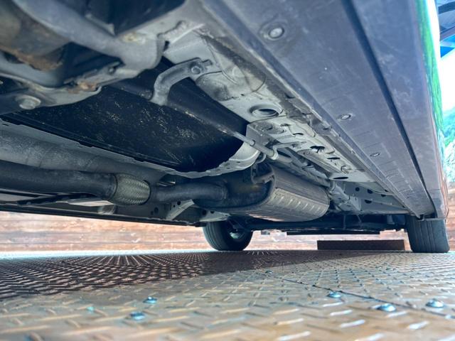 セレナ ハイウェイスター　純正ナビ　バックカメラ　両側電動スライドドア　クルーズコントロール　ＨＩＤヘッドライト　アイドリングストップ　横滑り防止装置　純正１６インチアルミホイール　ＥＴＣ　Ｂｌｕｅｔｏｏｔｈ再生（50枚目）