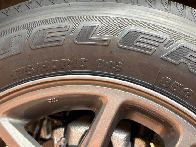 ジムニー XC 届出済み未使用車 4WD セーフティサポート クルーズコントロール 前席シートヒーター コーナーセンサー LEDヘッド スマートキー ヒルディセントコントロール 横滑り防止装置 電動格納ミラー(47枚目)