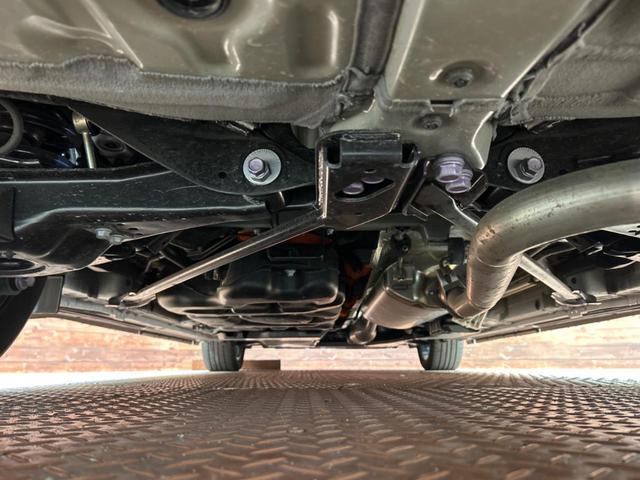 ヴェルファイアハイブリッド Z プレミア 左右独立ムーンルーフ モデリスタエアロ 14型ディスプレイオーディオ デジタルインナーミラー 両側電動スライドドア 全周囲カメラ 禁煙車 100V電源 トヨタセーフティセンス レーダークルーズ(19枚目)