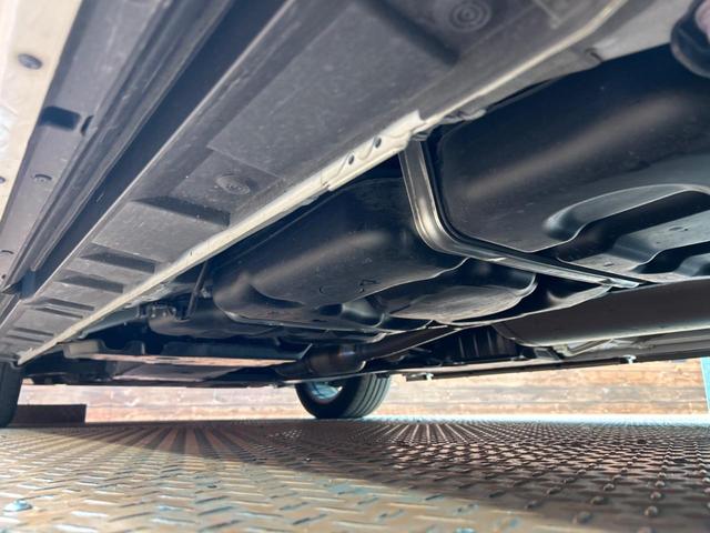 ヴェルファイアハイブリッド Z プレミア 左右独立ムーンルーフ モデリスタエアロ 14型ディスプレイオーディオ デジタルインナーミラー 両側電動スライドドア 全周囲カメラ 禁煙車 100V電源 トヨタセーフティセンス レーダークルーズ(37枚目)