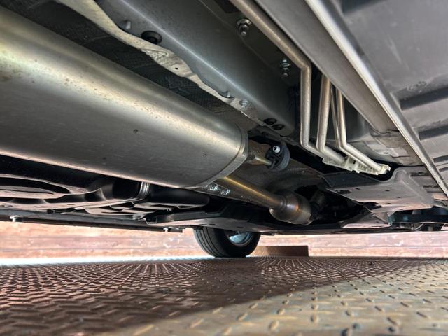 ヴェルファイアハイブリッド Z プレミア 左右独立ムーンルーフ モデリスタエアロ 14型ディスプレイオーディオ デジタルインナーミラー 両側電動スライドドア 全周囲カメラ 禁煙車 100V電源 トヨタセーフティセンス レーダークルーズ(38枚目)