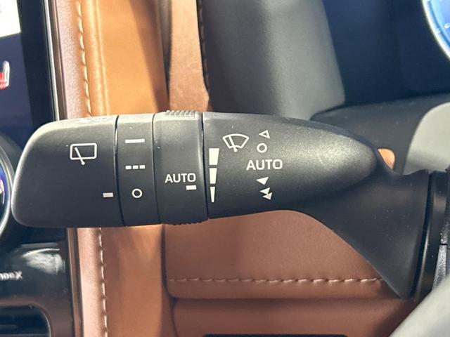 ヴェルファイアハイブリッド Z プレミア 左右独立ムーンルーフ モデリスタエアロ 14型ディスプレイオーディオ デジタルインナーミラー 両側電動スライドドア 全周囲カメラ 禁煙車 100V電源 トヨタセーフティセンス レーダークルーズ(44枚目)