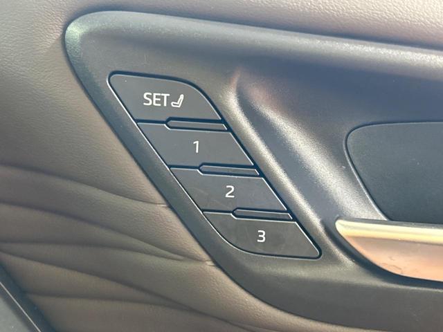 ヴェルファイアハイブリッド Z プレミア 左右独立ムーンルーフ モデリスタエアロ 14型ディスプレイオーディオ デジタルインナーミラー 両側電動スライドドア 全周囲カメラ 禁煙車 100V電源 トヨタセーフティセンス レーダークルーズ(50枚目)