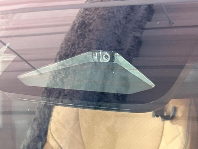 ヴェルファイアハイブリッド Z プレミア 左右独立ムーンルーフ モデリスタエアロ 14型ディスプレイオーディオ デジタルインナーミラー 両側電動スライドドア 全周囲カメラ 禁煙車 100V電源 トヨタセーフティセンス レーダークルーズ(54枚目)