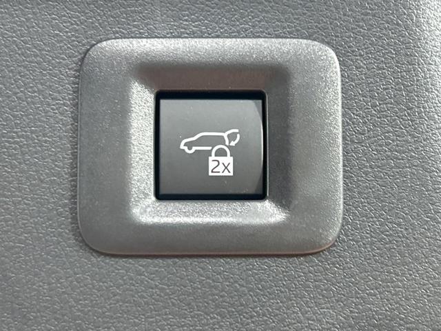 ヴェルファイアハイブリッド Z プレミア 左右独立ムーンルーフ モデリスタエアロ 14型ディスプレイオーディオ デジタルインナーミラー 両側電動スライドドア 全周囲カメラ 禁煙車 100V電源 トヨタセーフティセンス レーダークルーズ(65枚目)