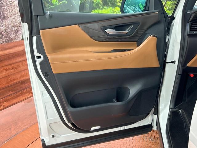 ヴェルファイアハイブリッド Z プレミア 左右独立ムーンルーフ モデリスタエアロ 14型ディスプレイオーディオ デジタルインナーミラー 両側電動スライドドア 全周囲カメラ 禁煙車 100V電源 トヨタセーフティセンス レーダークルーズ(68枚目)