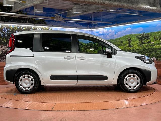 シエンタ ハイブリッドX 登録済未使用車 電動スライドドア トヨタセーフティセンス レーダークルーズ コーナーセンサー スマートキー LEDヘッド オートハイビーム 車線逸脱警報 オートライト オートエアコン(28枚目)