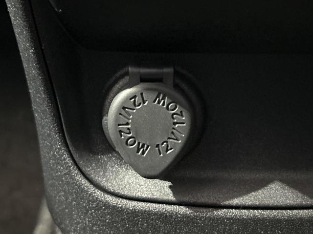 シエンタ ハイブリッドX 登録済未使用車 電動スライドドア トヨタセーフティセンス レーダークルーズ コーナーセンサー スマートキー LEDヘッド オートハイビーム 車線逸脱警報 オートライト オートエアコン(38枚目)