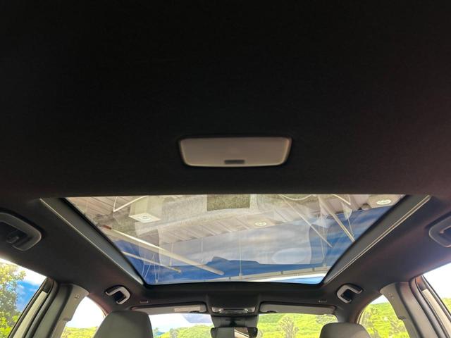 カローラクロス ハイブリッド Z ガラスルーフ モデリスタエアロ 純正10.5インチディスプレイオーディオ バックカメラ トヨタセーフティセンス 禁煙車 レーダークルーズ ブラインドスポットモニター ETC フルセグ(3枚目)