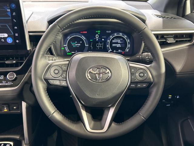 カローラクロス ハイブリッド Z ガラスルーフ モデリスタエアロ 純正10.5インチディスプレイオーディオ バックカメラ トヨタセーフティセンス 禁煙車 レーダークルーズ ブラインドスポットモニター ETC フルセグ(11枚目)