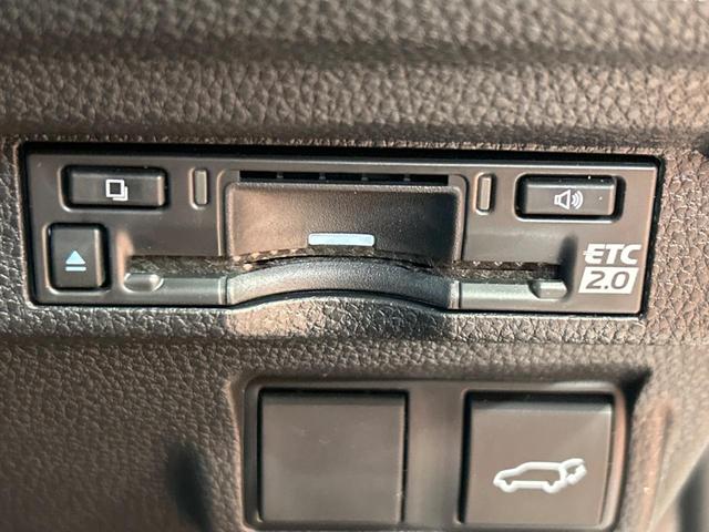 カローラクロス ハイブリッド Z ガラスルーフ モデリスタエアロ 純正10.5インチディスプレイオーディオ バックカメラ トヨタセーフティセンス 禁煙車 レーダークルーズ ブラインドスポットモニター ETC フルセグ(23枚目)