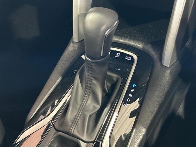 カローラクロス ハイブリッド Z ガラスルーフ モデリスタエアロ 純正10.5インチディスプレイオーディオ バックカメラ トヨタセーフティセンス 禁煙車 レーダークルーズ ブラインドスポットモニター ETC フルセグ(34枚目)