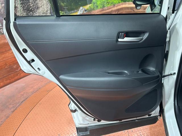 カローラクロス ハイブリッド Z ガラスルーフ モデリスタエアロ 純正10.5インチディスプレイオーディオ バックカメラ トヨタセーフティセンス 禁煙車 レーダークルーズ ブラインドスポットモニター ETC フルセグ(45枚目)