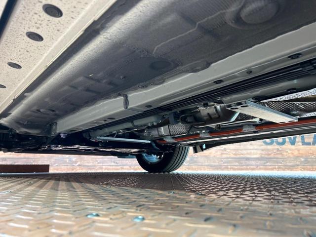 カローラクロス ハイブリッド Z ガラスルーフ モデリスタエアロ 純正10.5インチディスプレイオーディオ バックカメラ トヨタセーフティセンス 禁煙車 レーダークルーズ ブラインドスポットモニター ETC フルセグ(54枚目)